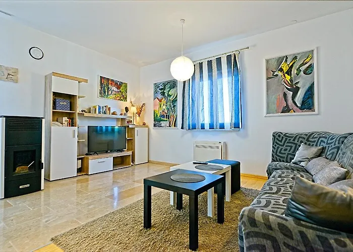 With Parking Space Postira, Brac - 2913 Apartamento Postira