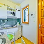 Διαμέρισμα With Parking Space Postira, Brac - 2913 Postira