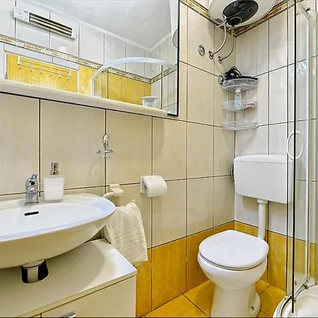 Apartment With Parking Space Postira, Brac - 2913 Postira