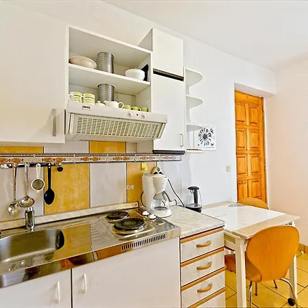 With Parking Space Postira, Brac - 2913 Апартаменты Постира