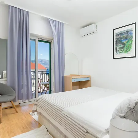 With Parking Space Postira, Brac - 2913 Апартаменты *
